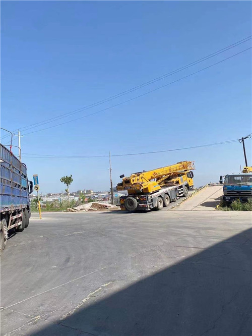 北辰区25吨吊车的租赁价格大概是多少？